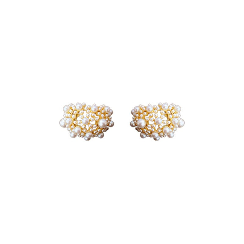 French retro palace style earrings with light luxury and high-end feel